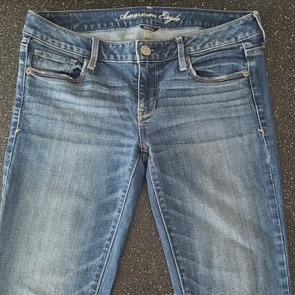 Women's American Eagle Outfitters Jeans